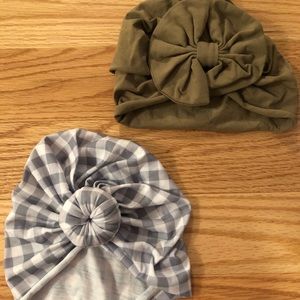 Baby knot hats 6-12 months